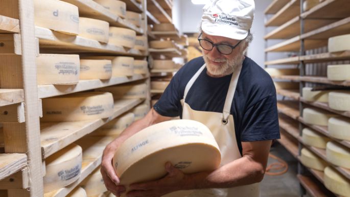 Fromages_Cheeses_Suisse_Carrousel_Vacherin_3